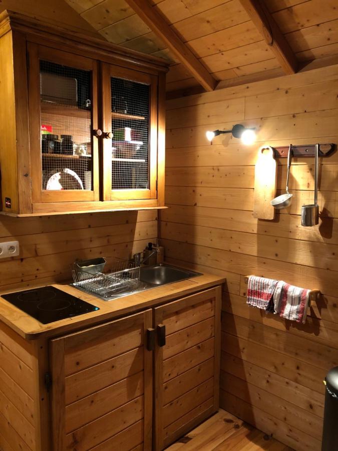 La Cabane A L'Oree Des Bornes Évires Eksteriør bilde