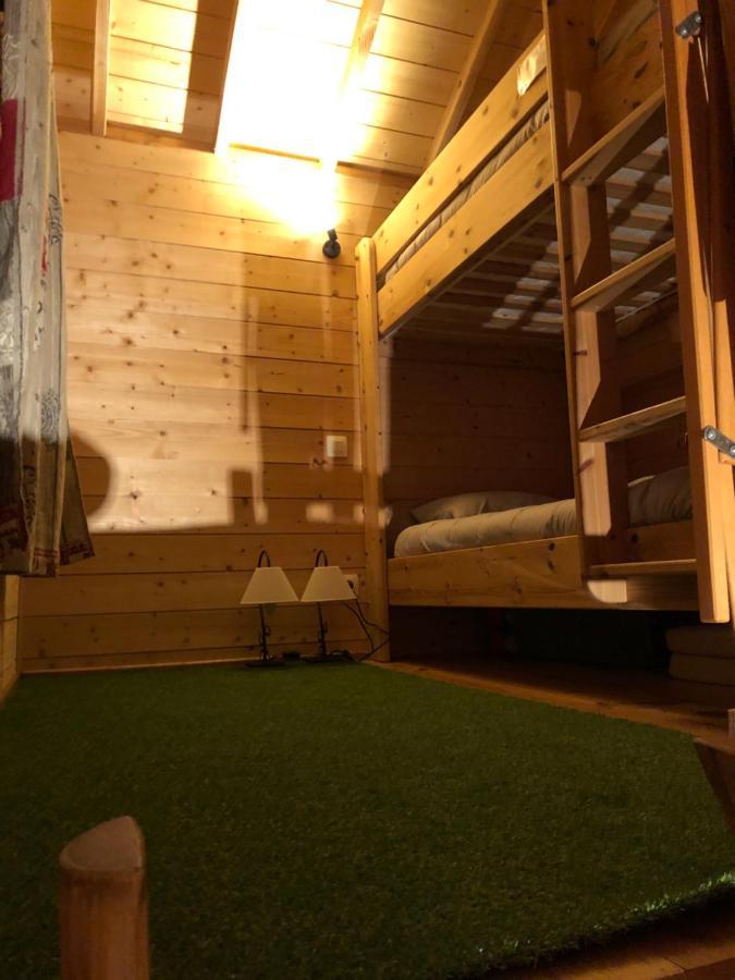 La Cabane A L'Oree Des Bornes Évires Eksteriør bilde
